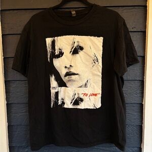 Suki Waterhouse Sub Pop band tee